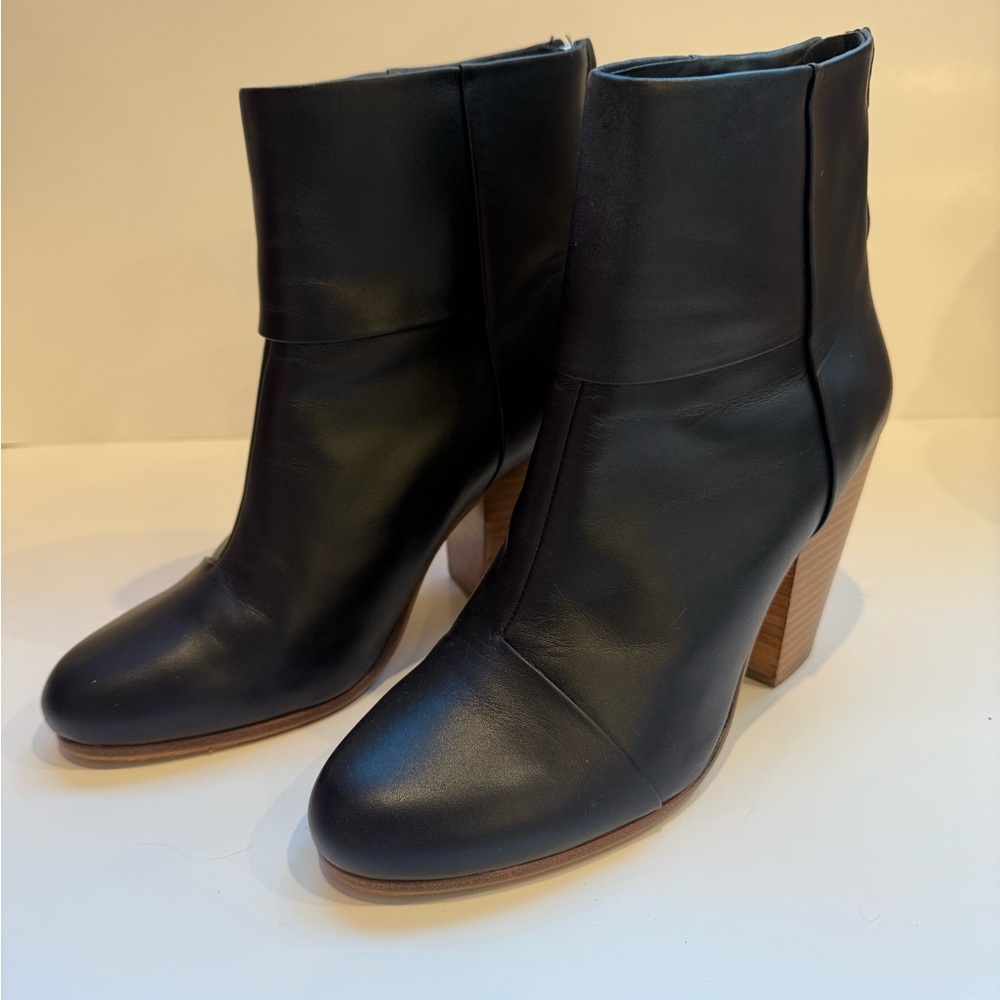 Rag & Bone Newbury Leather Booties - Black - Size 39 - Worn Once!